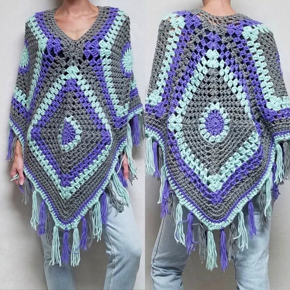 𝅺VINTAGE 70s Handmade Crochet Granny Square Afghan Cape Poncho